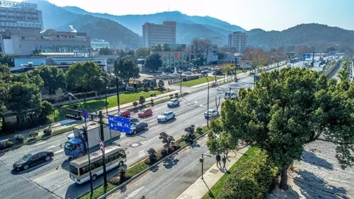 车主注意!万塘路至古墩路段早晚高峰有大变化