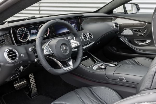 奔驰S63 AMG Coupe