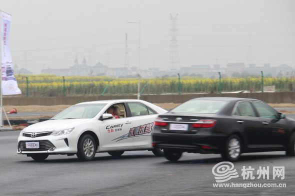 专业赛车手特技表演 