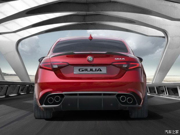 阿尔法罗密欧 Giulia 2015款 基本型